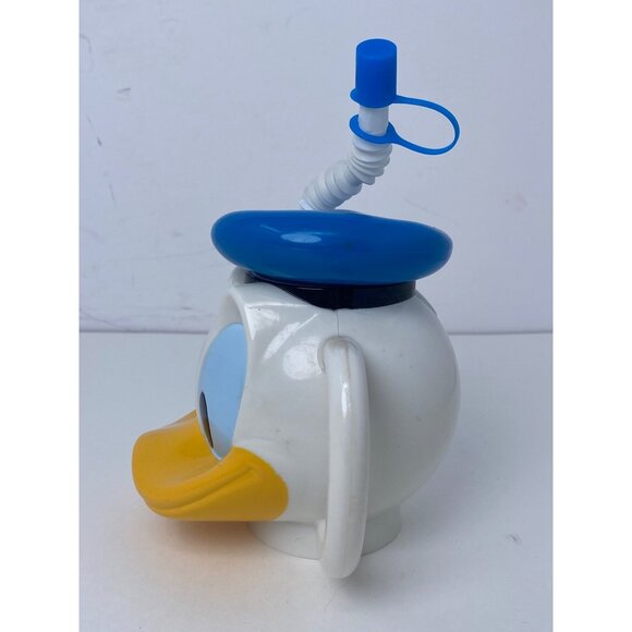 Donald Duck Disney Store 3D Sipper Mug With Flexible Straw Lid - Picture 2 of 7